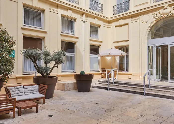 Appart'Hotel Odalys City - Montpellier Centre Gare Saint Roch